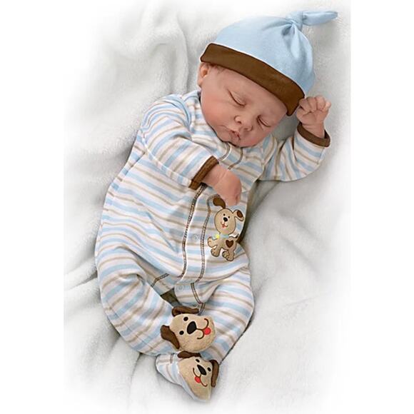 Aston Drake Reborn Sleeping Baby Boy "Sweet Dreams Danny" + LOTS of Accessories - Picture 4 of 10